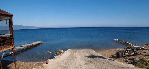 Seferihisar Doğanbey Tekne At Çek Yeri